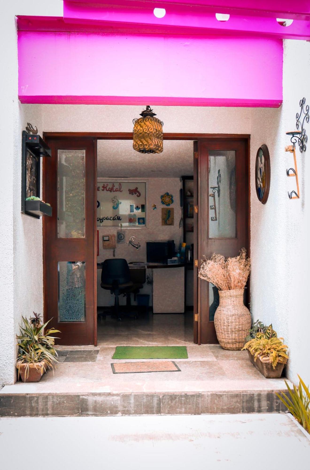 Hostal Cuija Coyoacan Berlin 268 Coyoacan Мехико Экстерьер фото